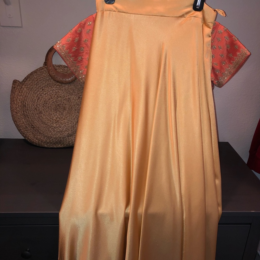 Sari - Picture 6 of 7